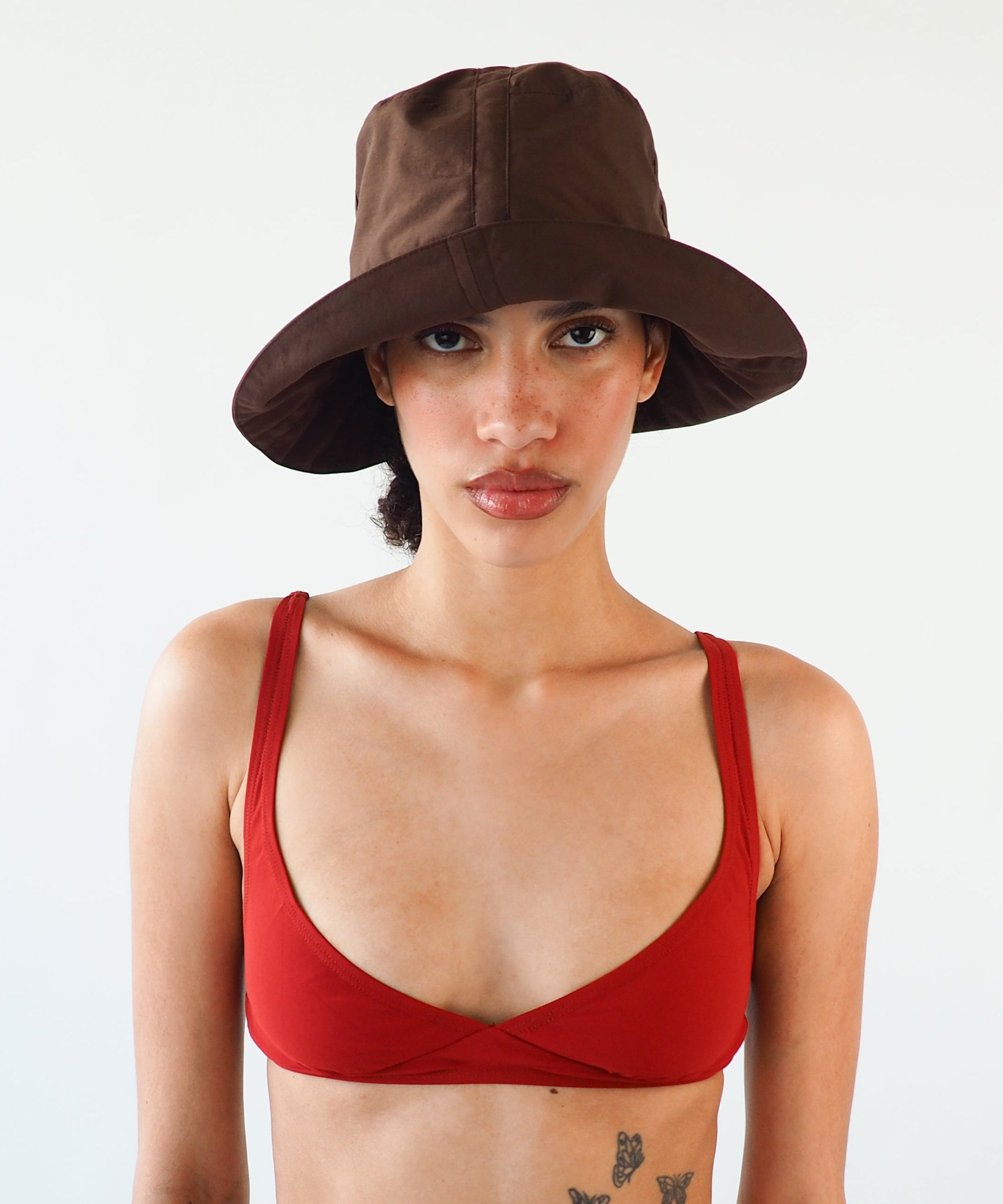 Swim Bucket in Brown Nylon - CLYDE