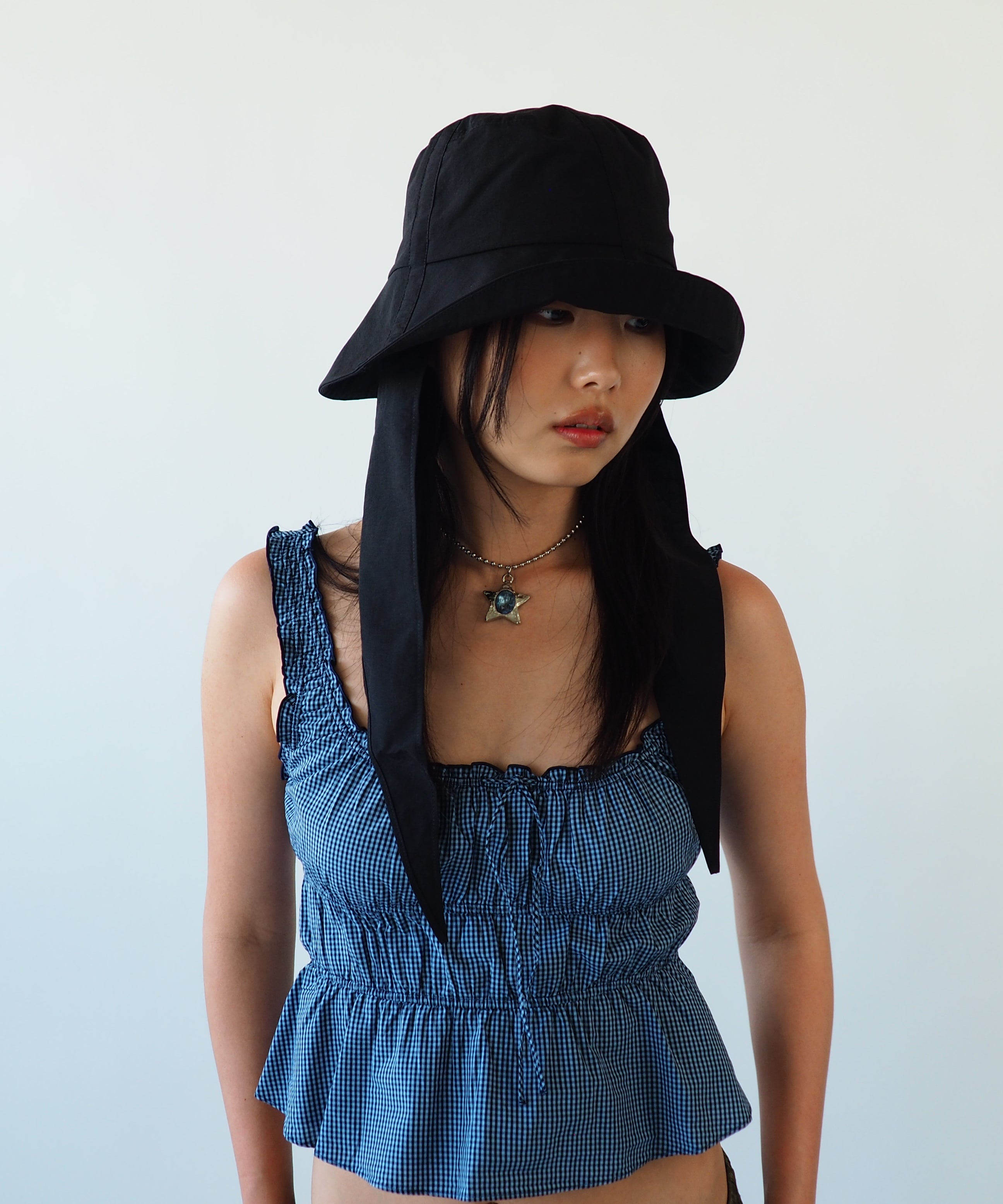 Swim Bucket in Black - CLYDE