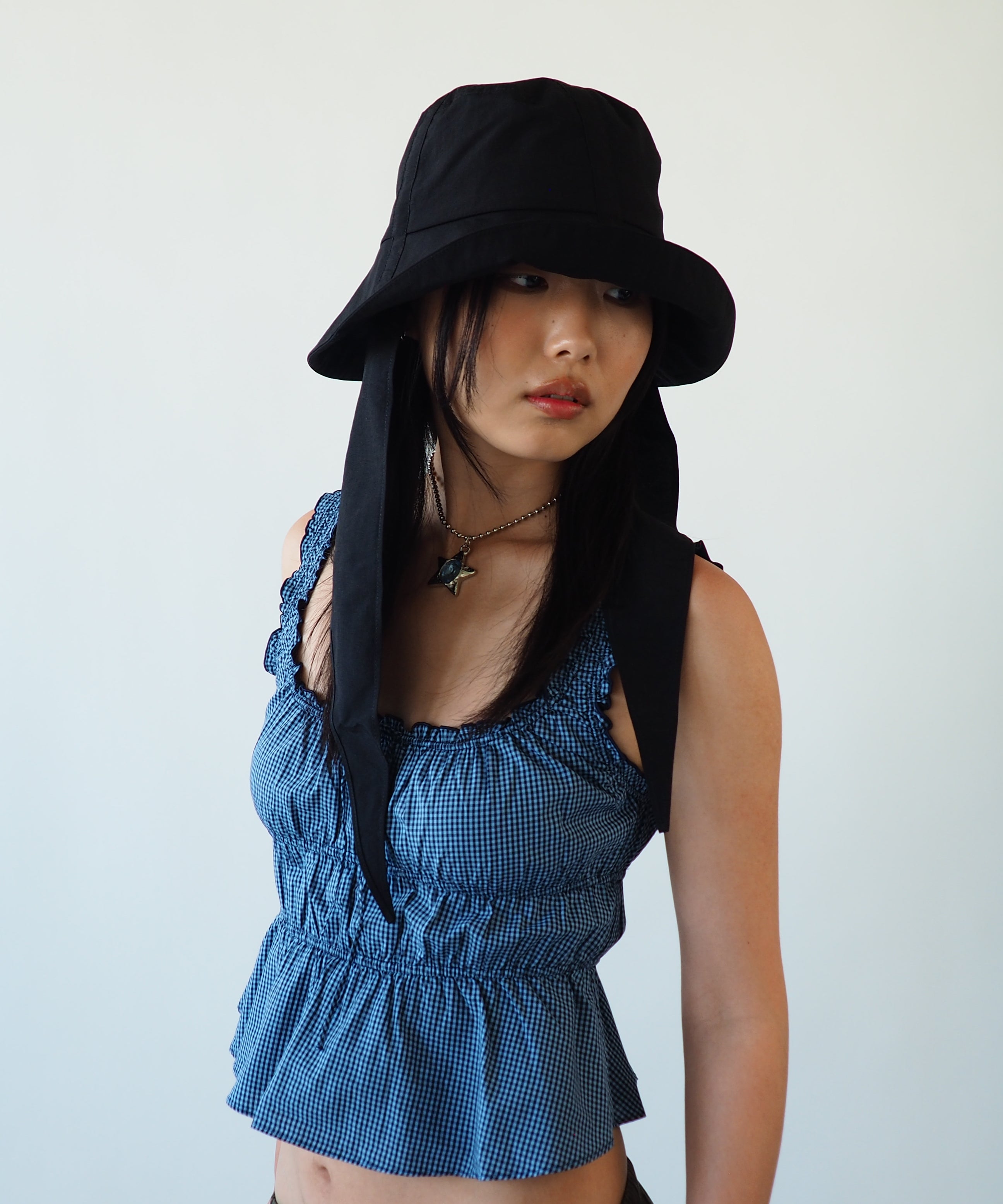 Swim Bucket in Black - CLYDE