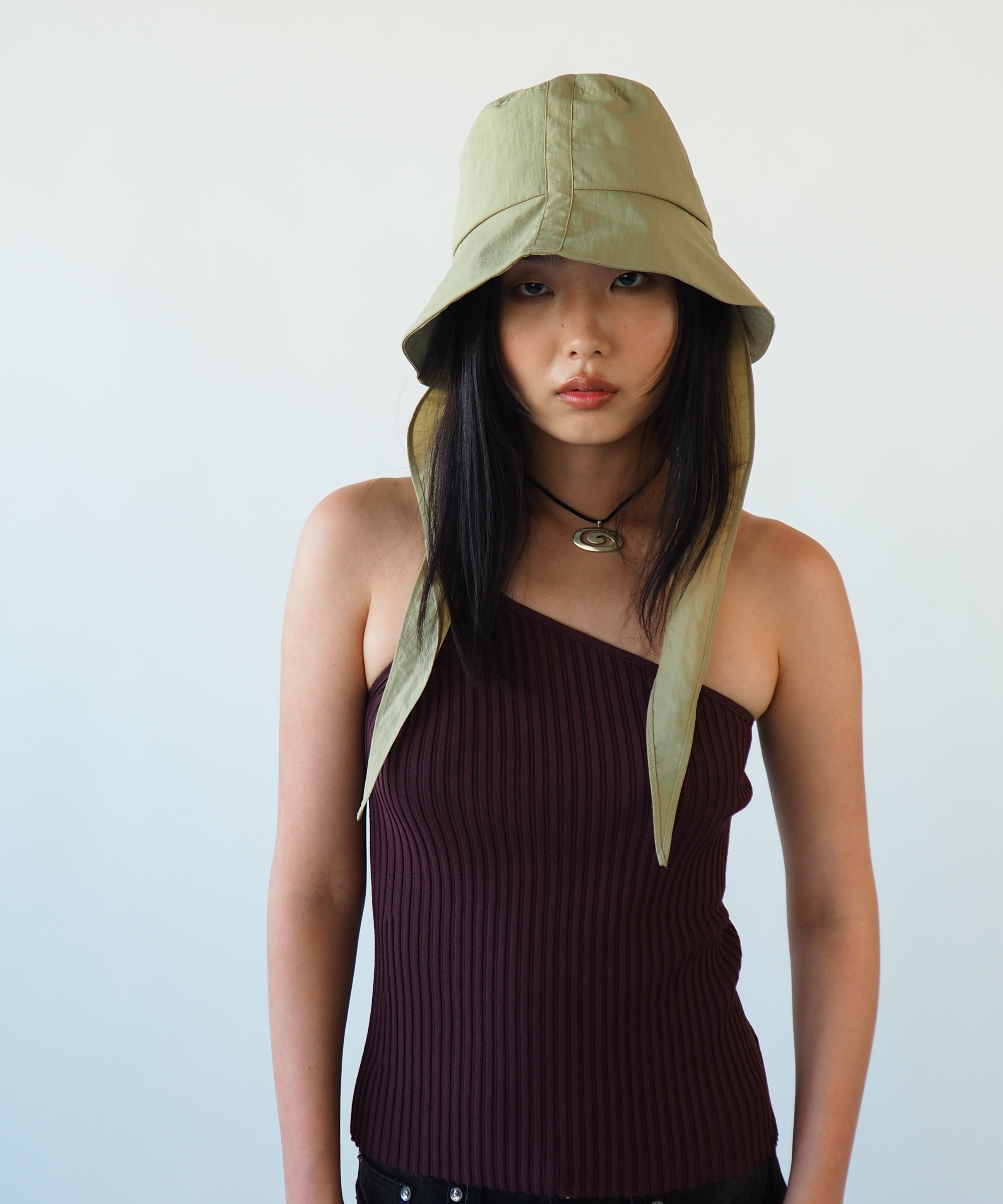 Swim Bucket in Beige - CLYDE