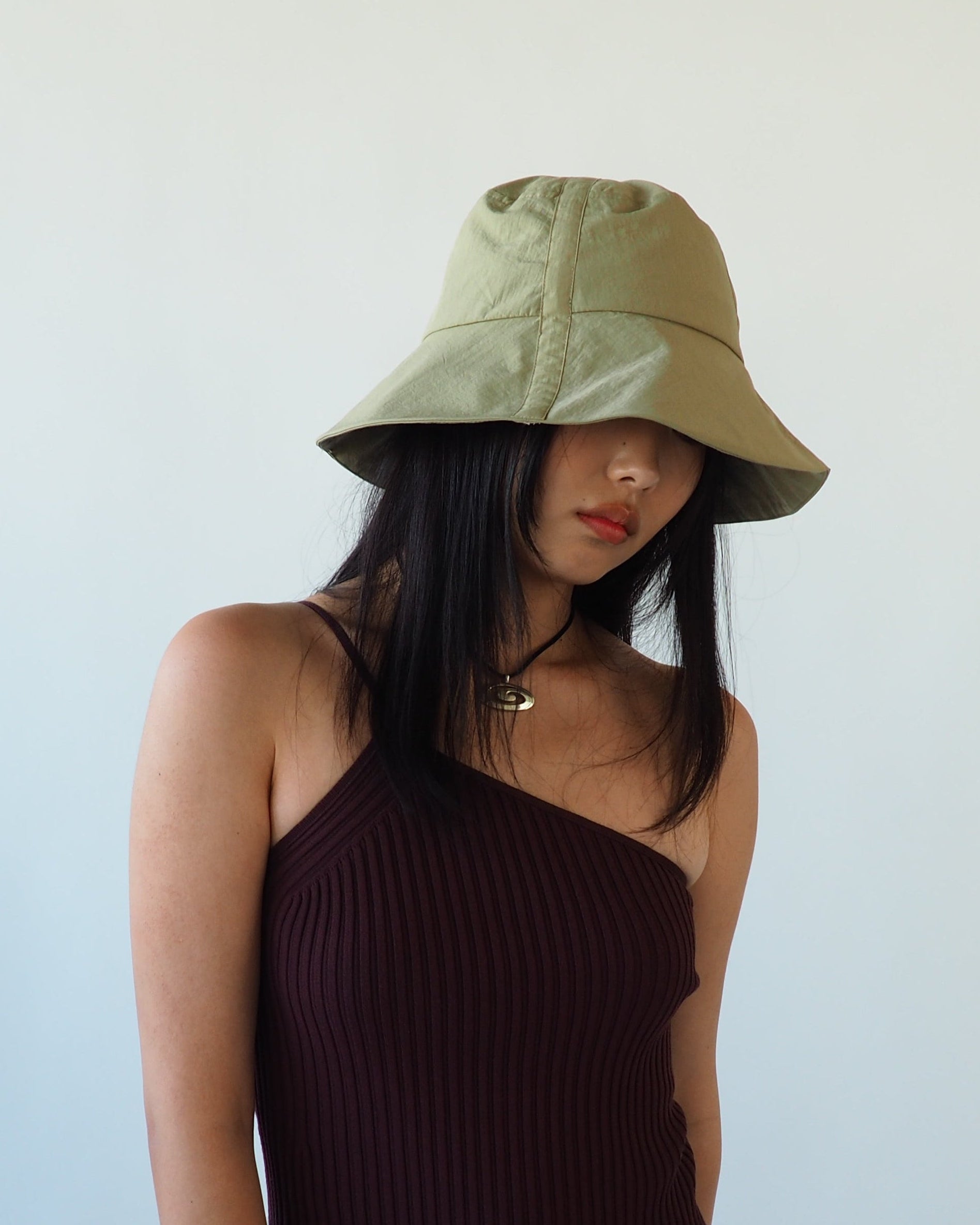 Swim Bucket in Beige - CLYDE