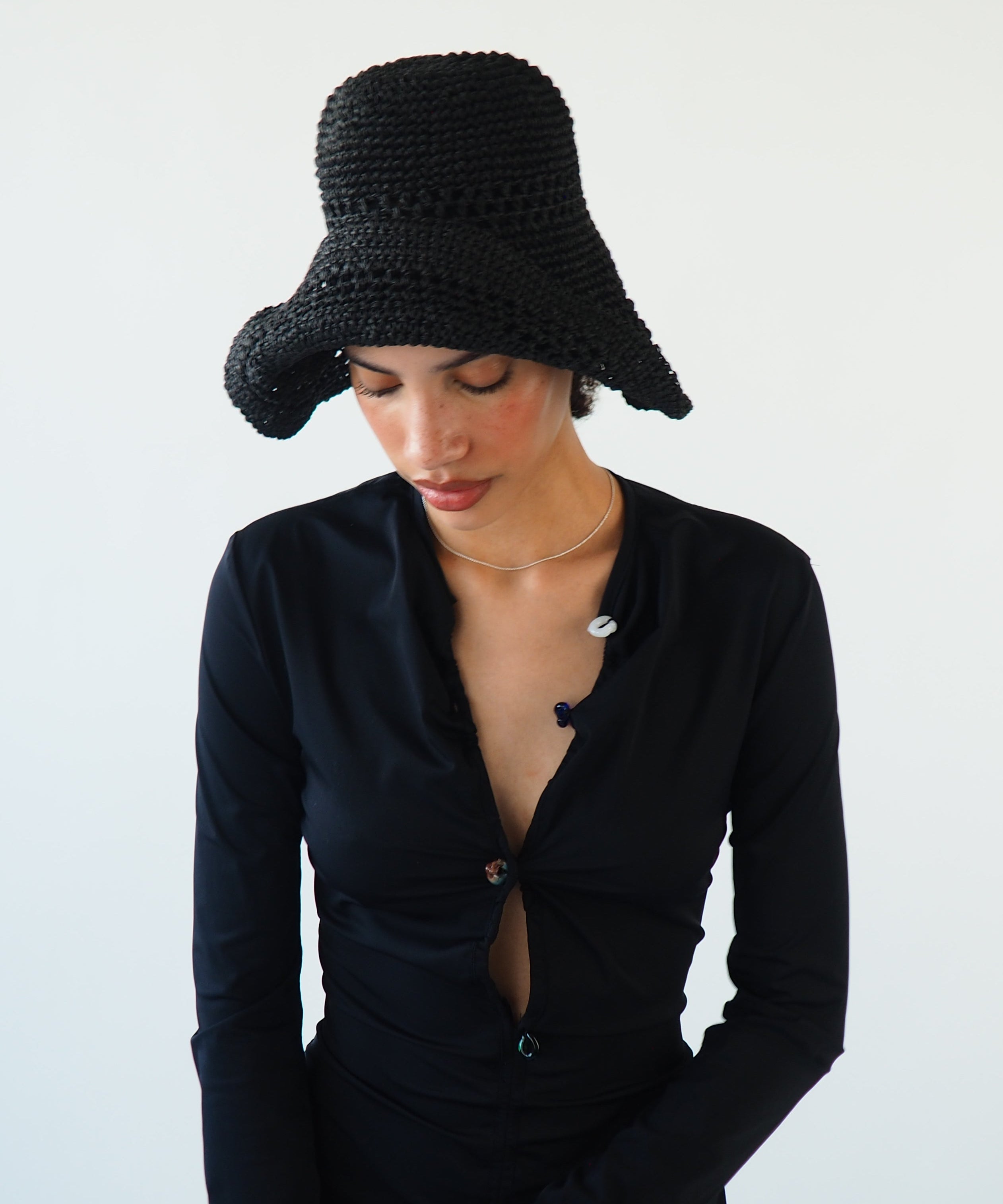 Utopia Hat in Black Seagrass - CLYDE