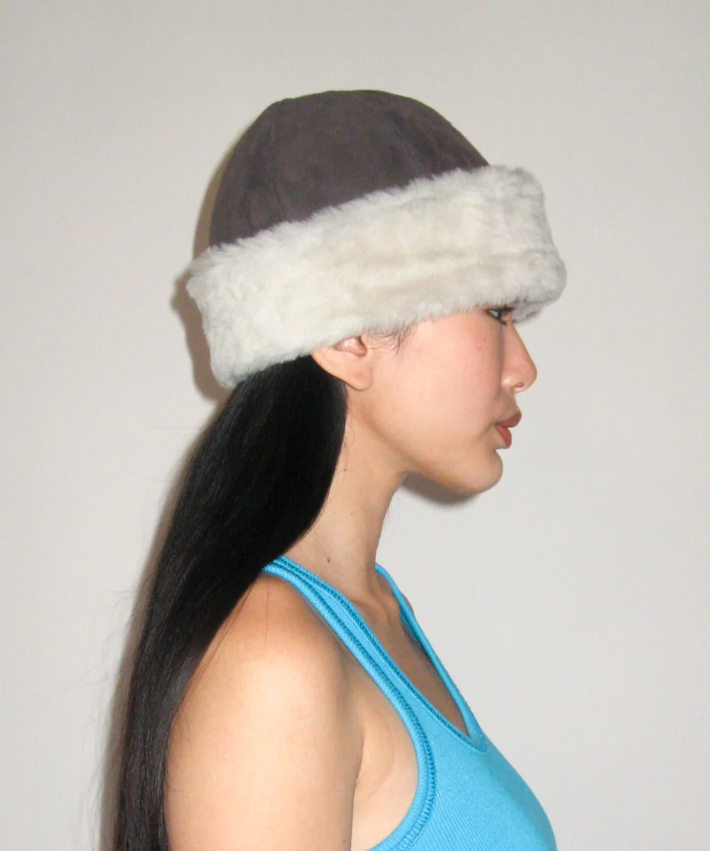 Nanaimo Hat in Earth & White Shearling - CLYDE