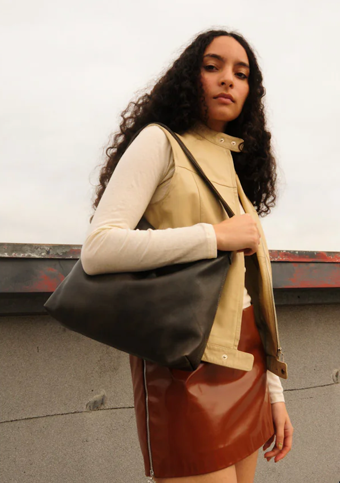 Kessel Bag in Castor Lamb Leather - CLYDE