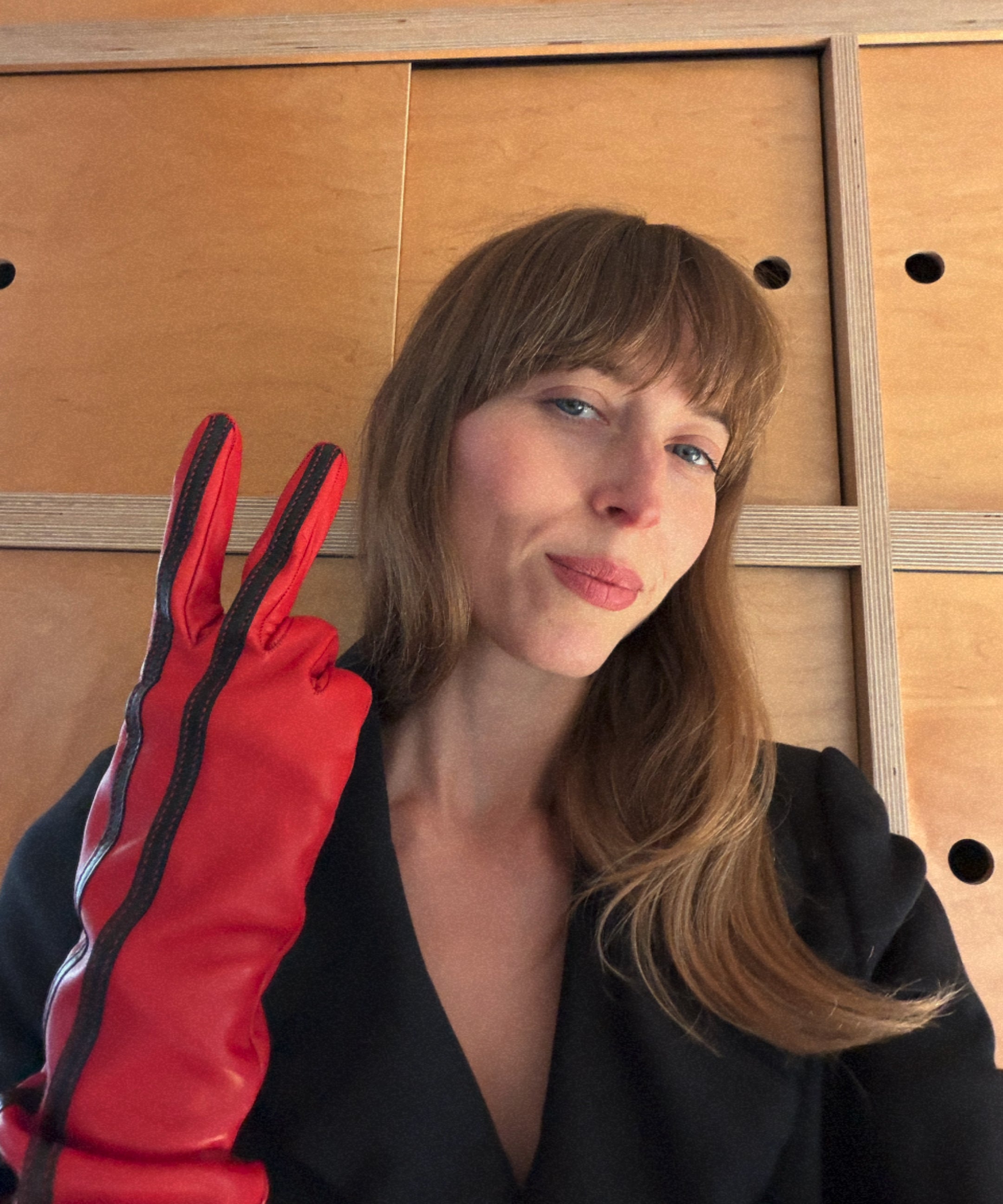 Racing Gloves in Red Nappa Lambskin w. Black Stripes - CLYDE