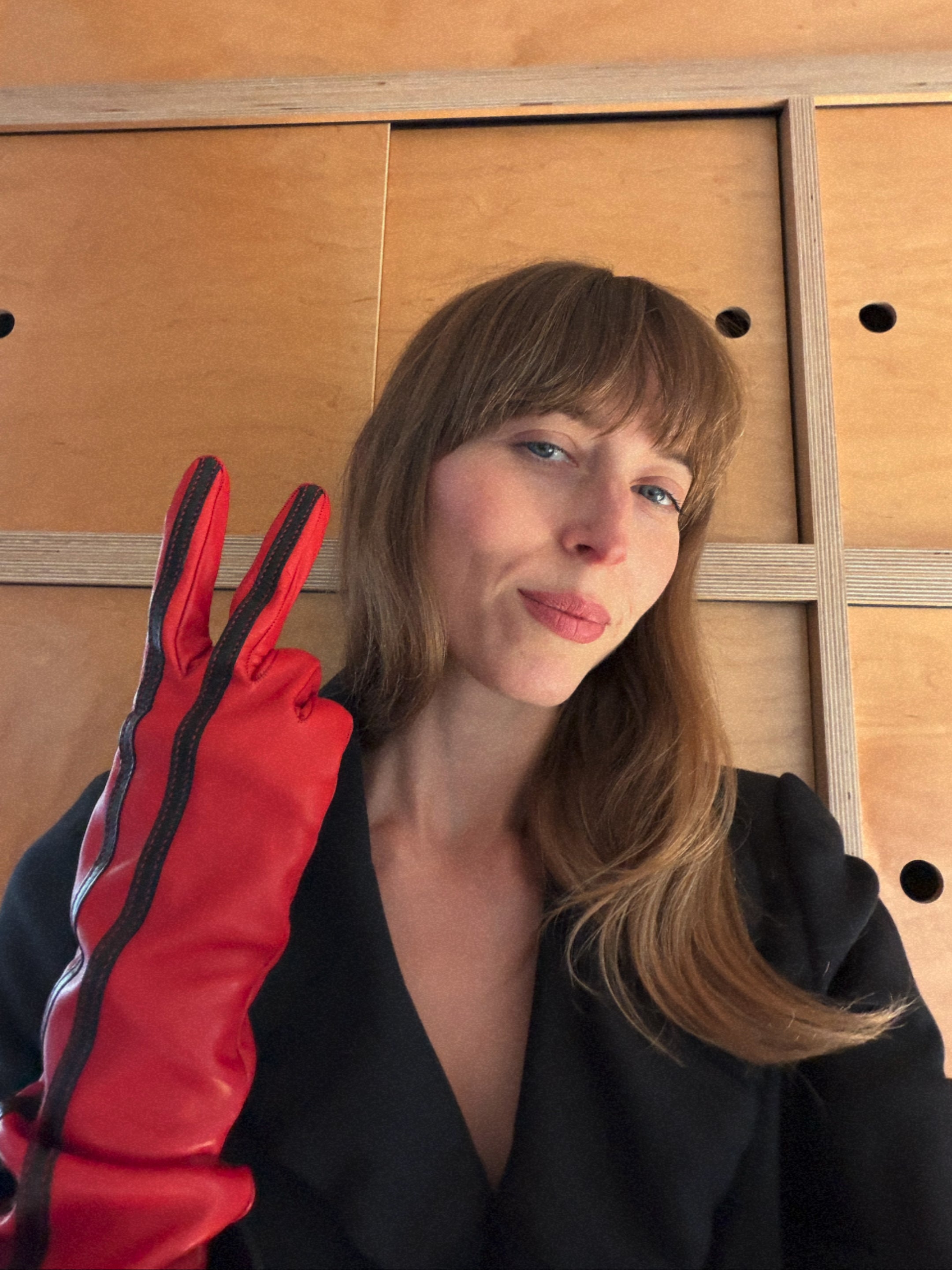 Racing Gloves in Red Nappa Lambskin w. Black Stripes - CLYDE