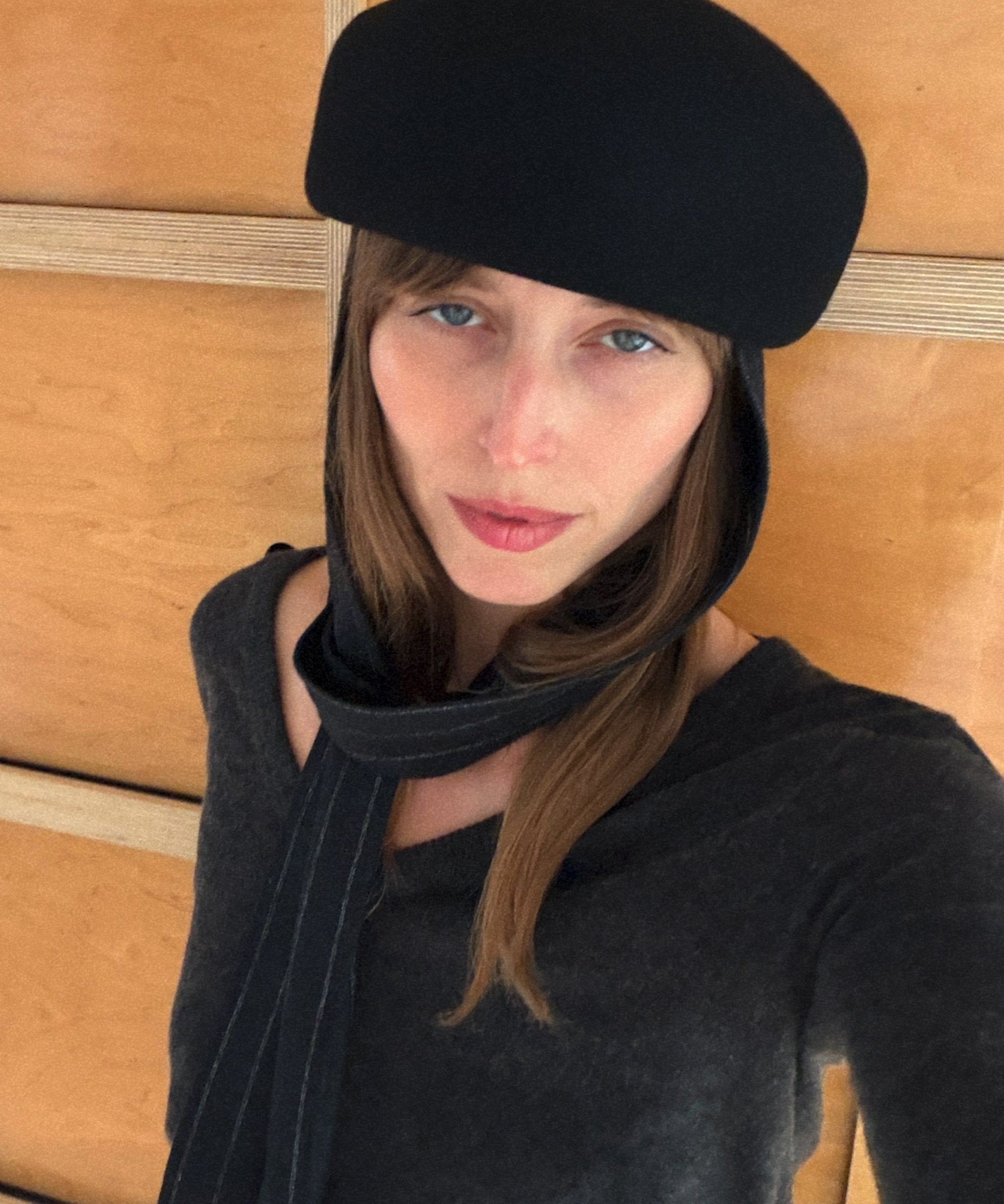 Jeanie Hat with Neck Scarves - CLYDE