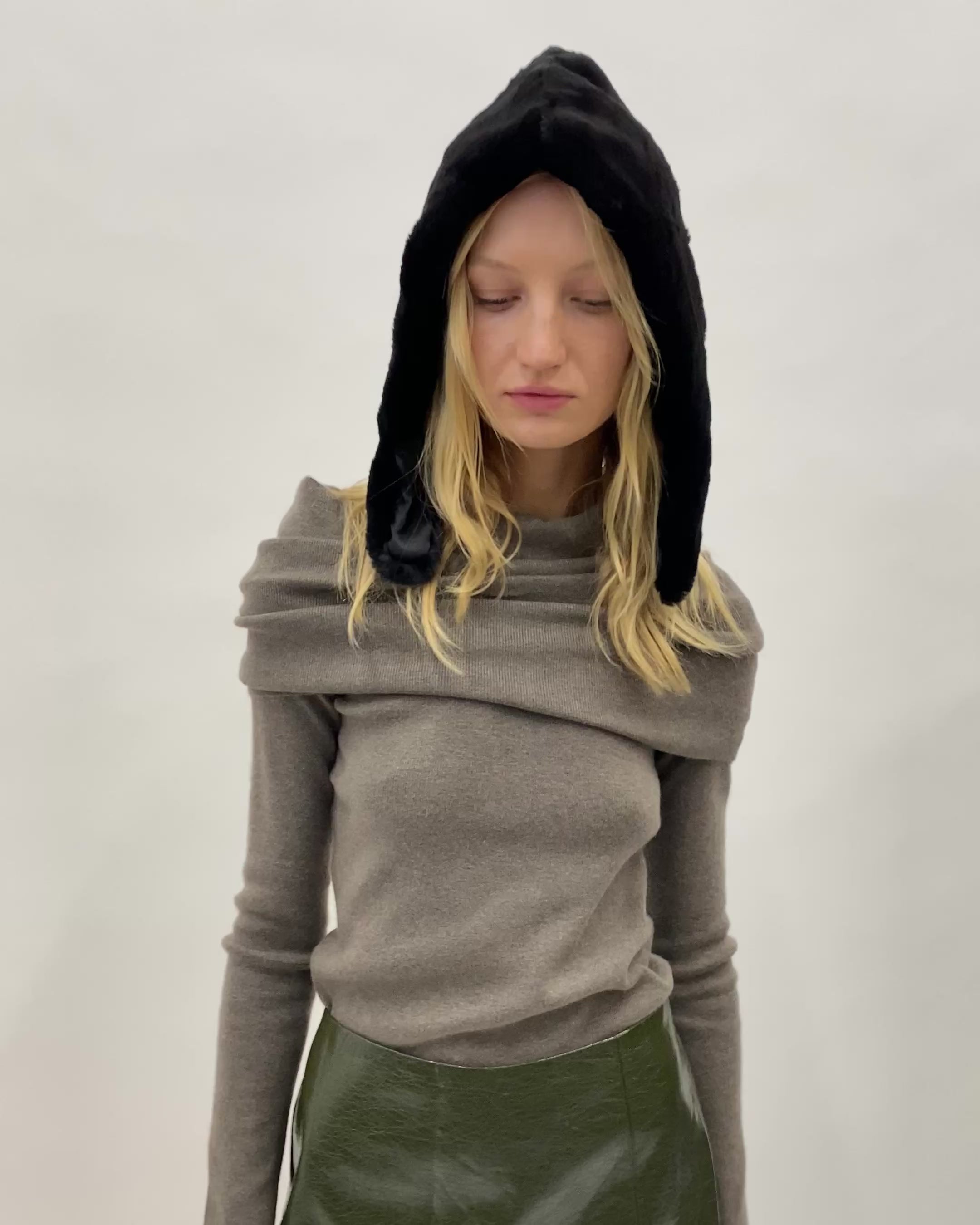 Sno Hood in Black Faux Fur - CLYDE