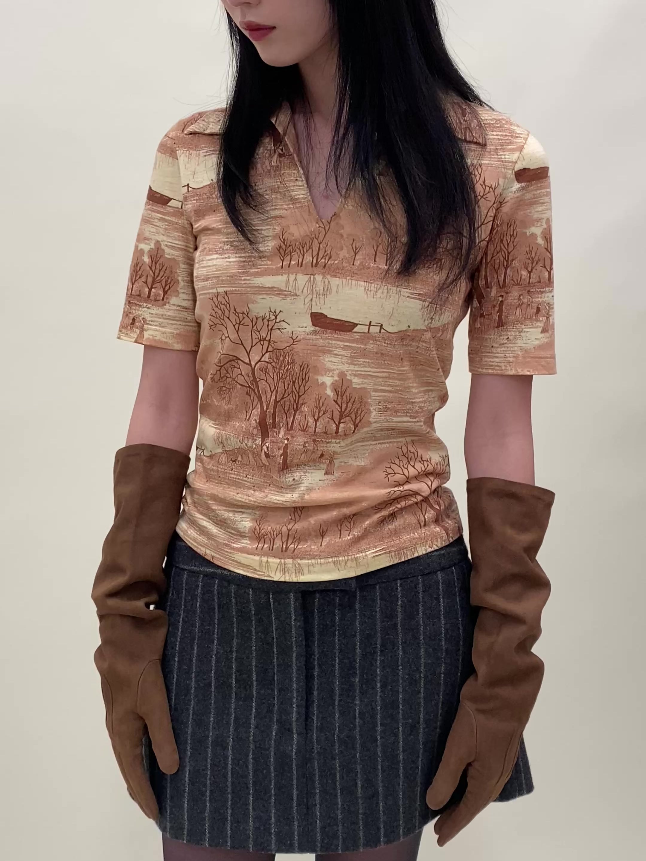 Gauntlet Gloves in Fawn Suede Lambskin - CLYDE