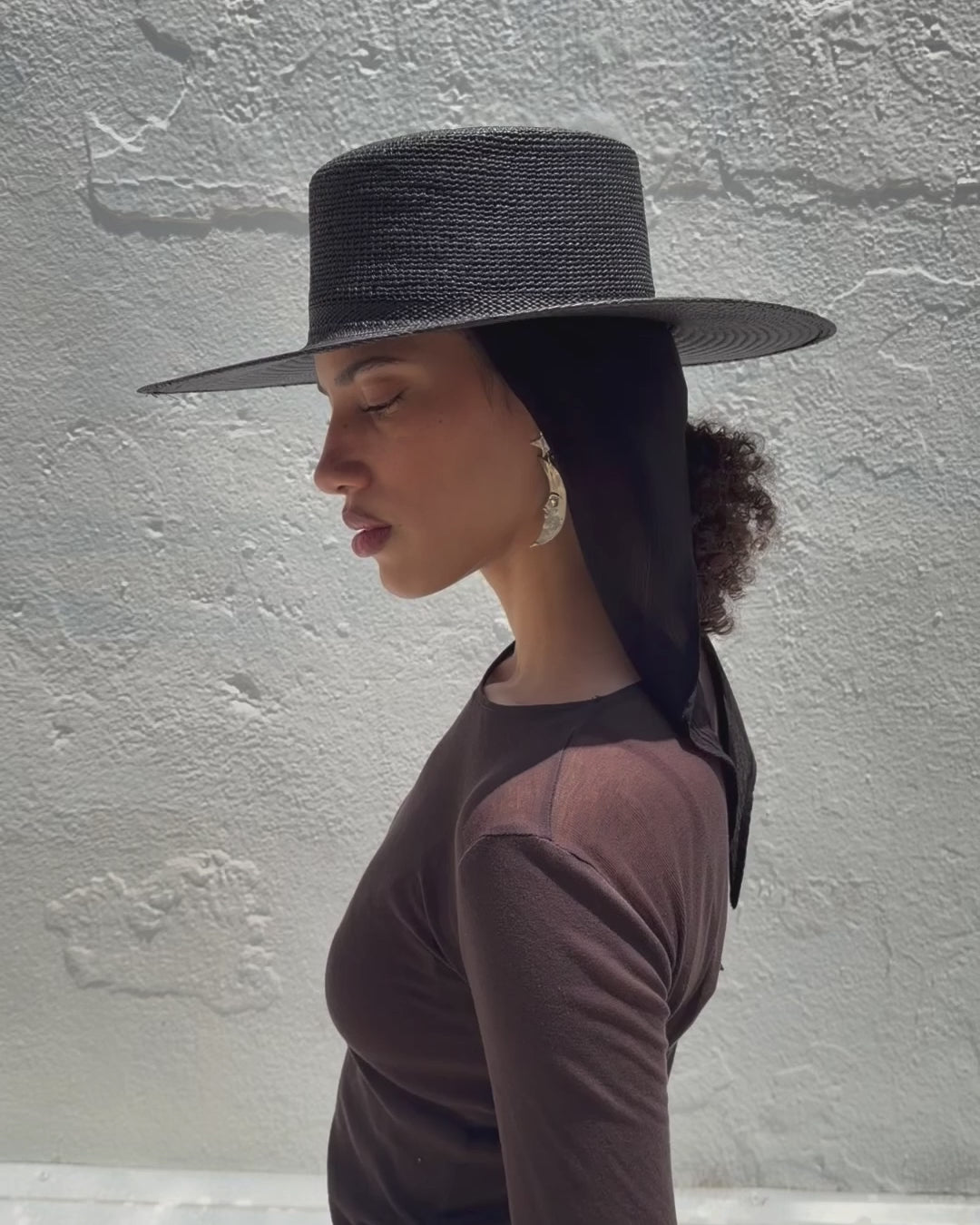 Cielo Hat w. Shade in Black Toquilla Straw - CLYDE