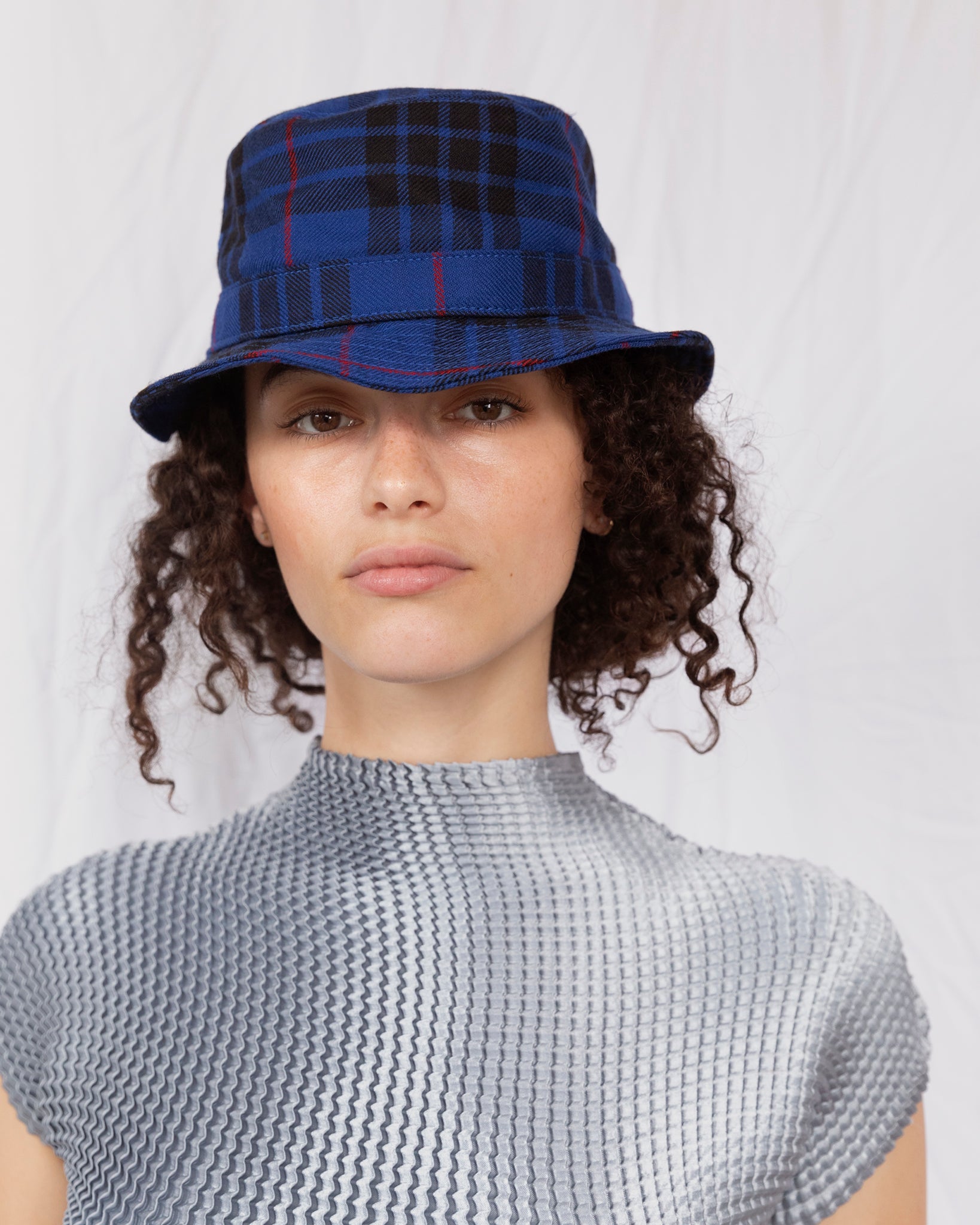 ÉTUDES x CLYDE Bucket Hat in Tartan Blue - CLYDE
